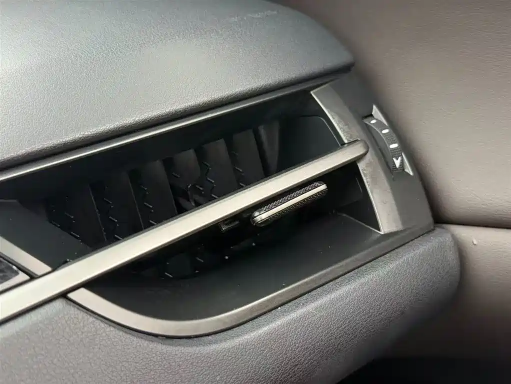 Lexus RX 2023 — фото 14