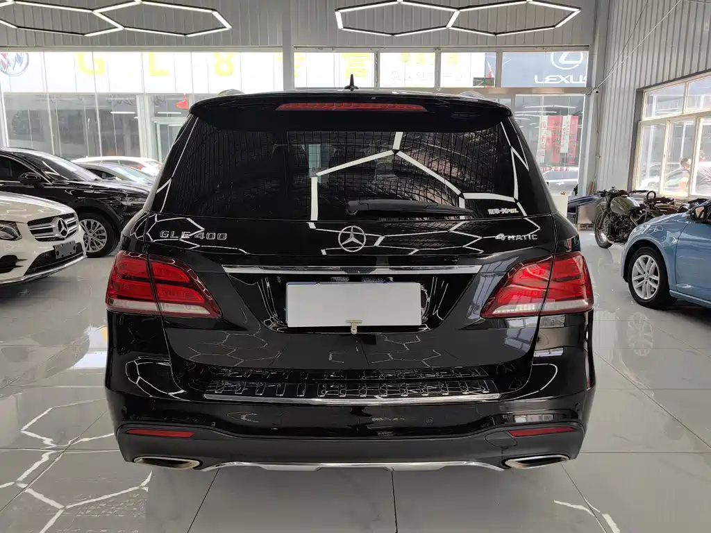 Mercedes-Benz GLE 2018 — фото 6