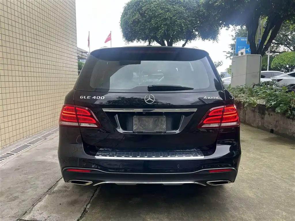 Mercedes-Benz GLE 2016 — фото 5