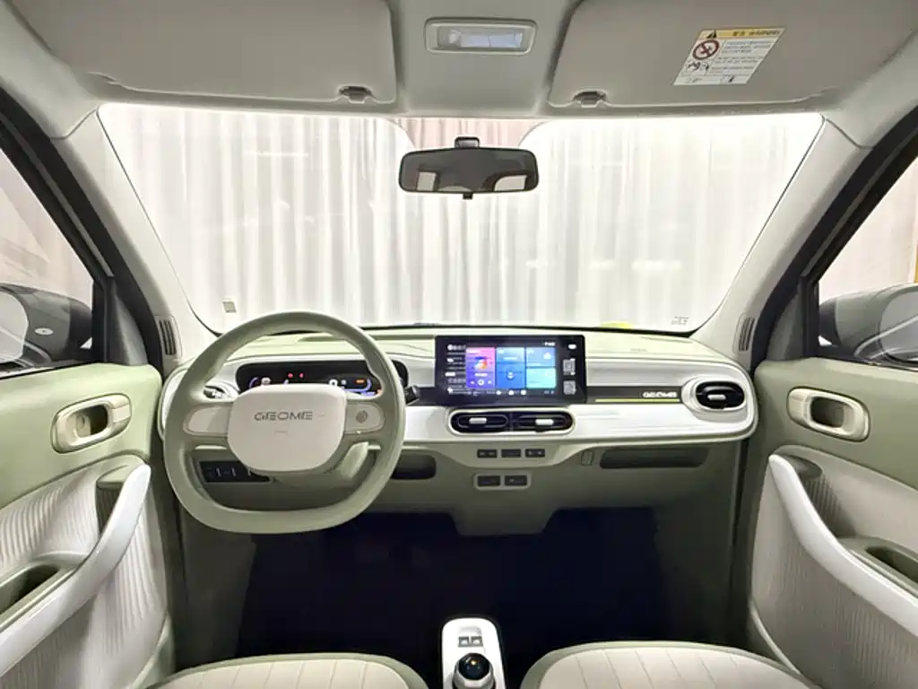 Geely Galaxy Panda 2026 — фото 13