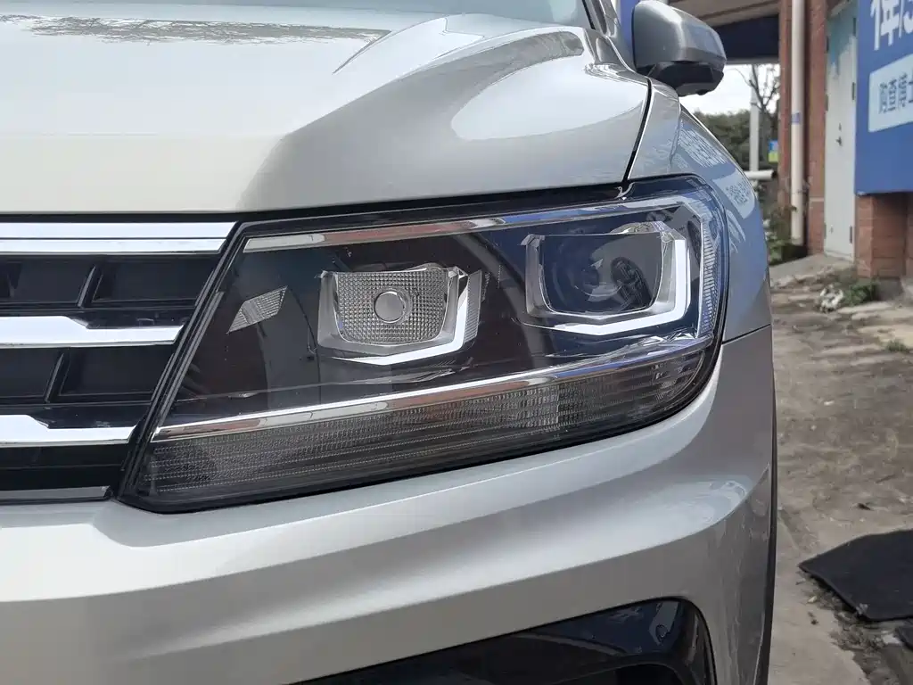 Volkswagen Tiguan L 2021 — фото 4