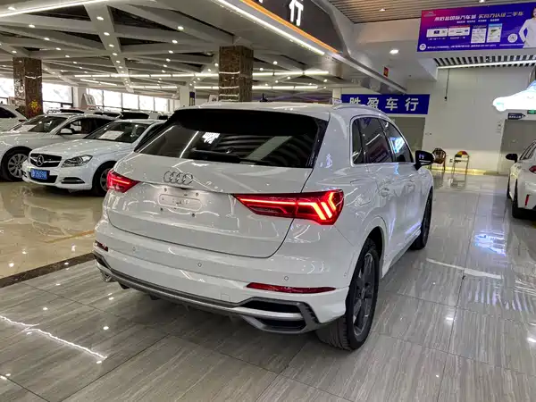 Audi Q3 2022