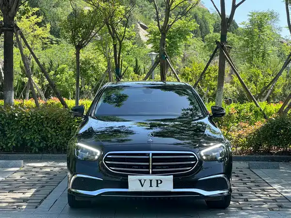 Mercedes-Benz E-Class 2023