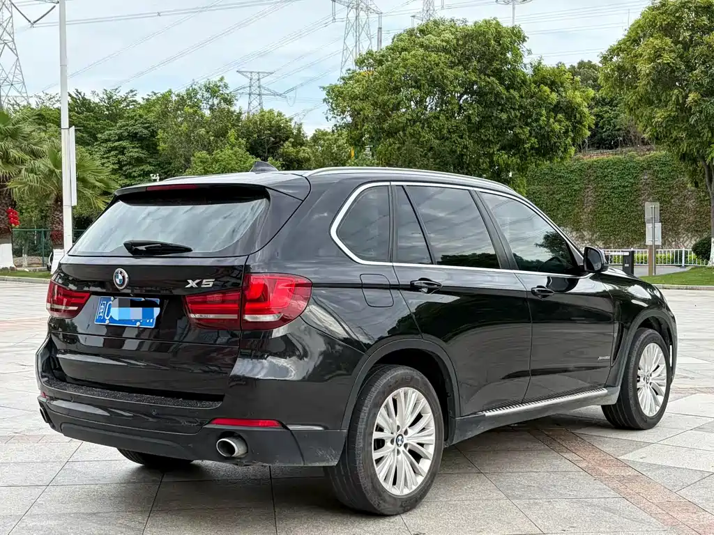 BMW X5 2014 — фото 9
