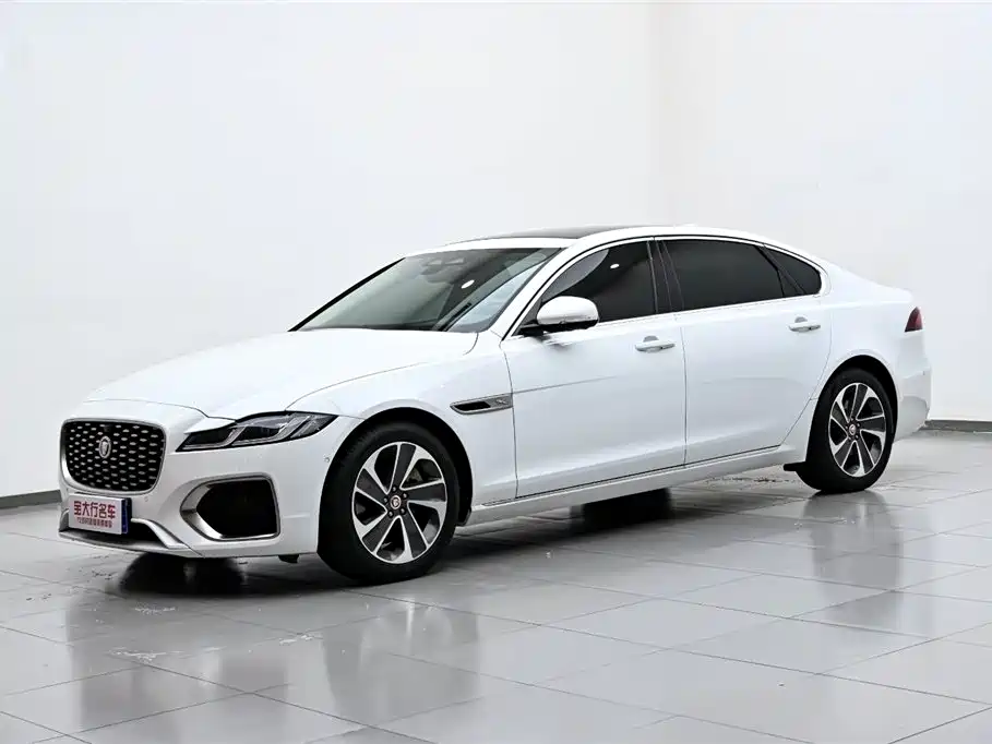 Jaguar XFL 2024 — фото 2