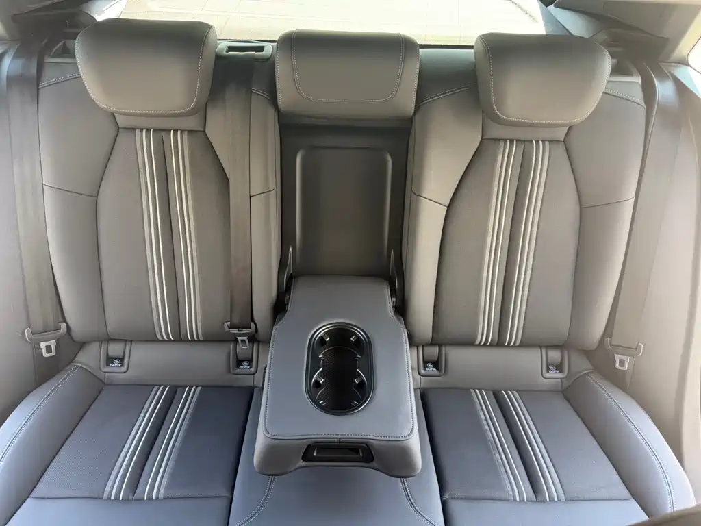 Audi A3 2023 — фото 16