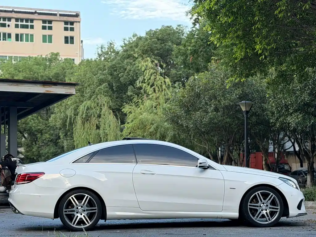 Mercedes-Benz E-Class 2017