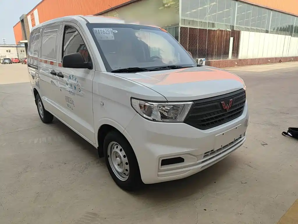 Wuling Hongguang V 2021