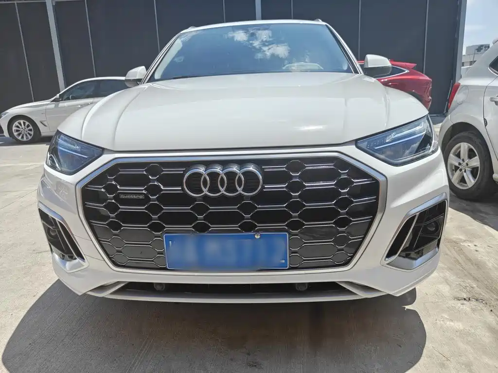 Audi Q5L 2021