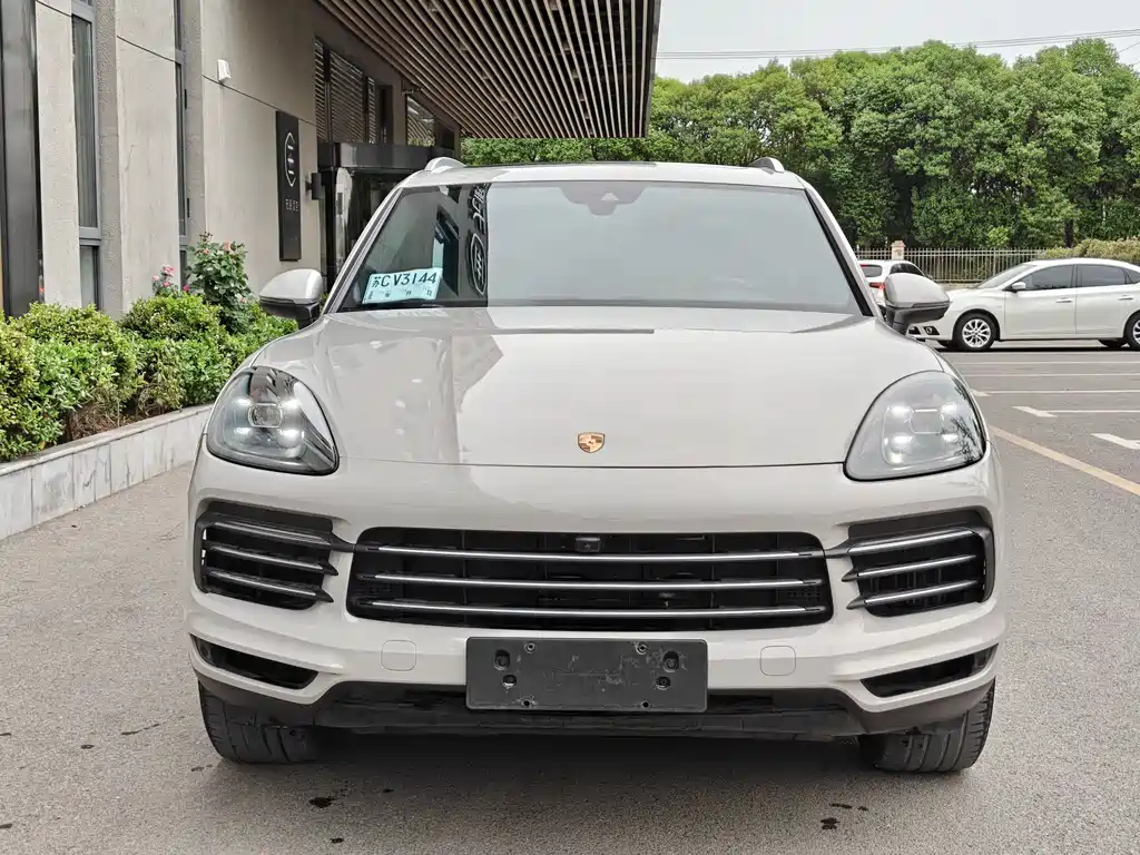 Porsche Cayenne Hybrid 2021 — фото 2