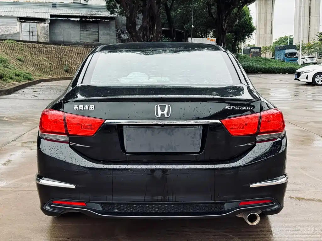 Honda Spirior 2018 — фото 5