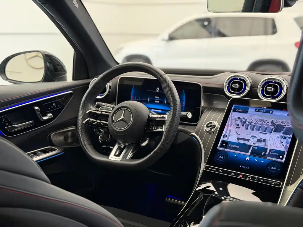 Mercedes-Benz GLC AMG 2025 — фото 27