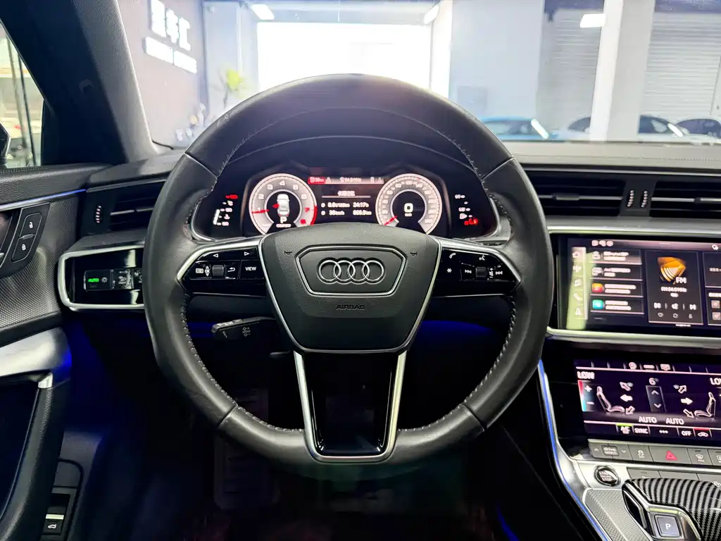 Audi A6L 2021 — фото 8