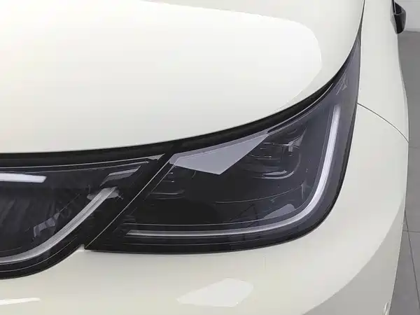 BYD Dolphin 2025