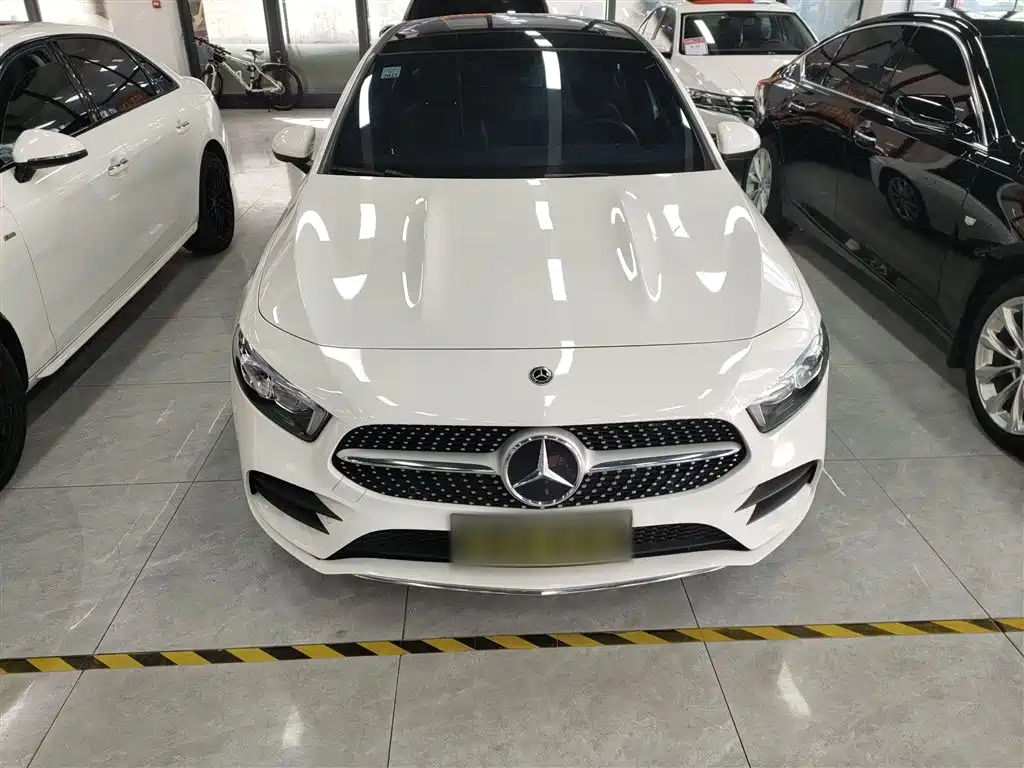 Mercedes-Benz A-Class 2021 — фото 3