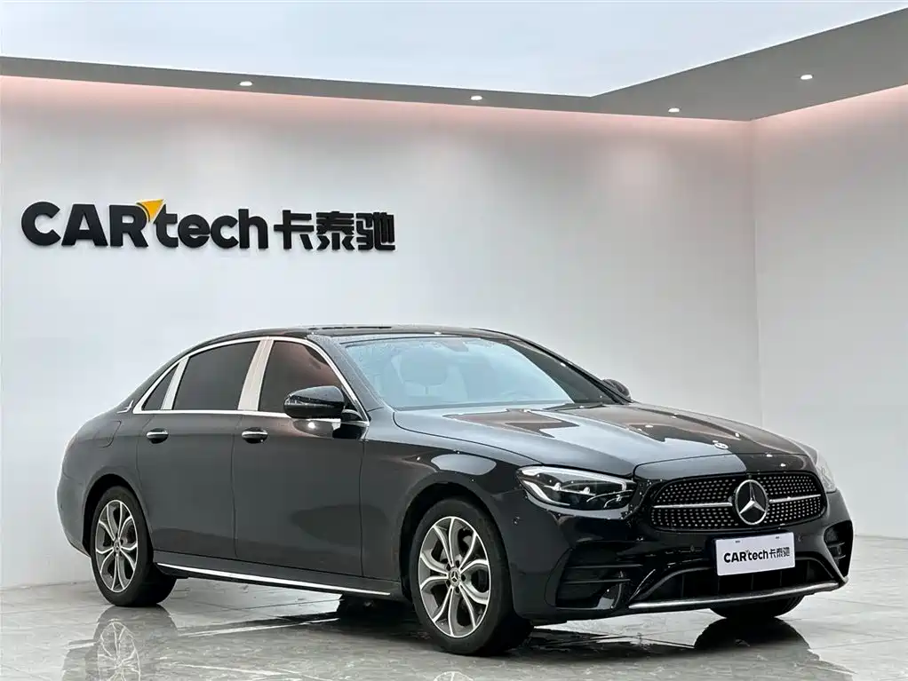 Mercedes-Benz E-Class 2023 — фото 5