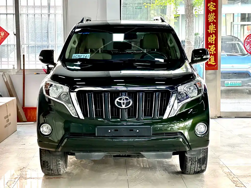 Toyota Prado 2014 — фото 2