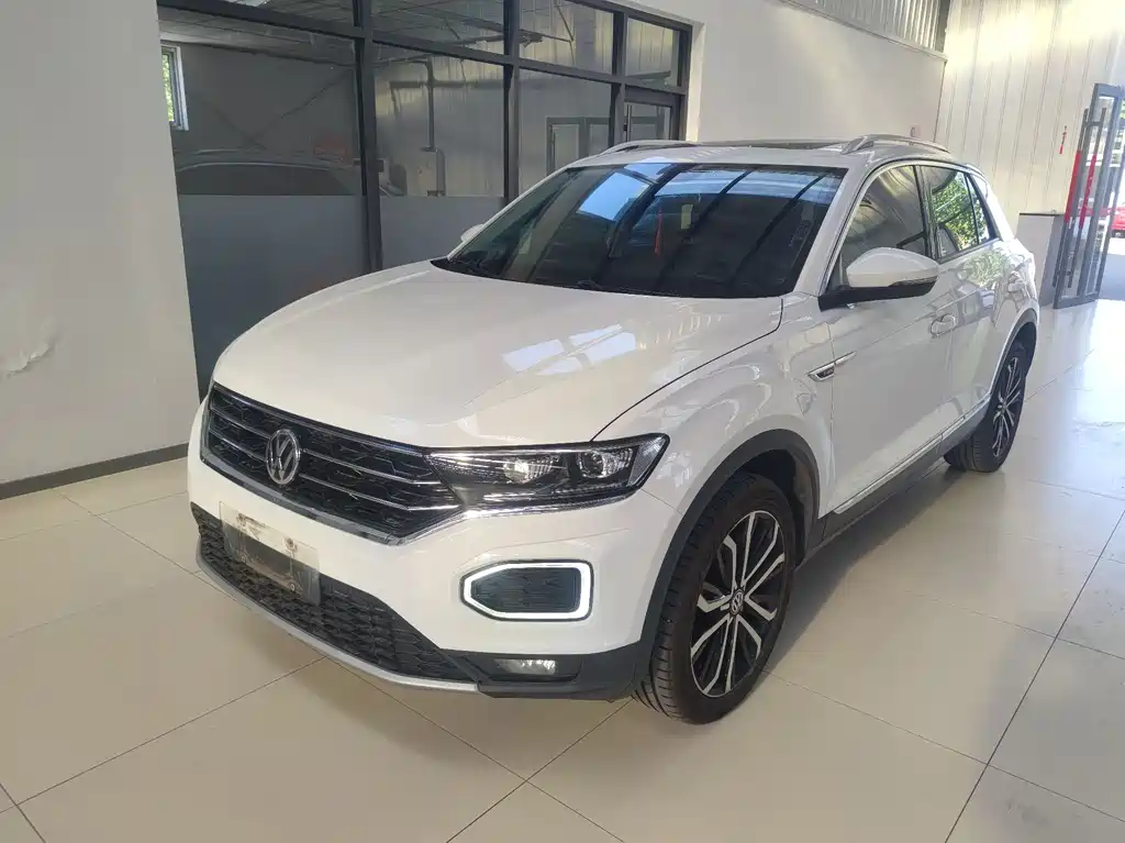 Volkswagen T-Roc 2019 — фото 1