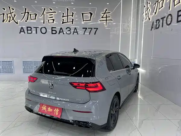 Volkswagen Golf 2022