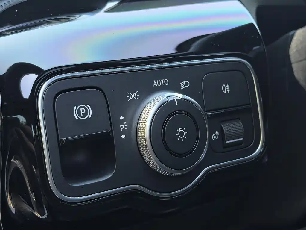 Mercedes-Benz A-Class 2021 — фото 21