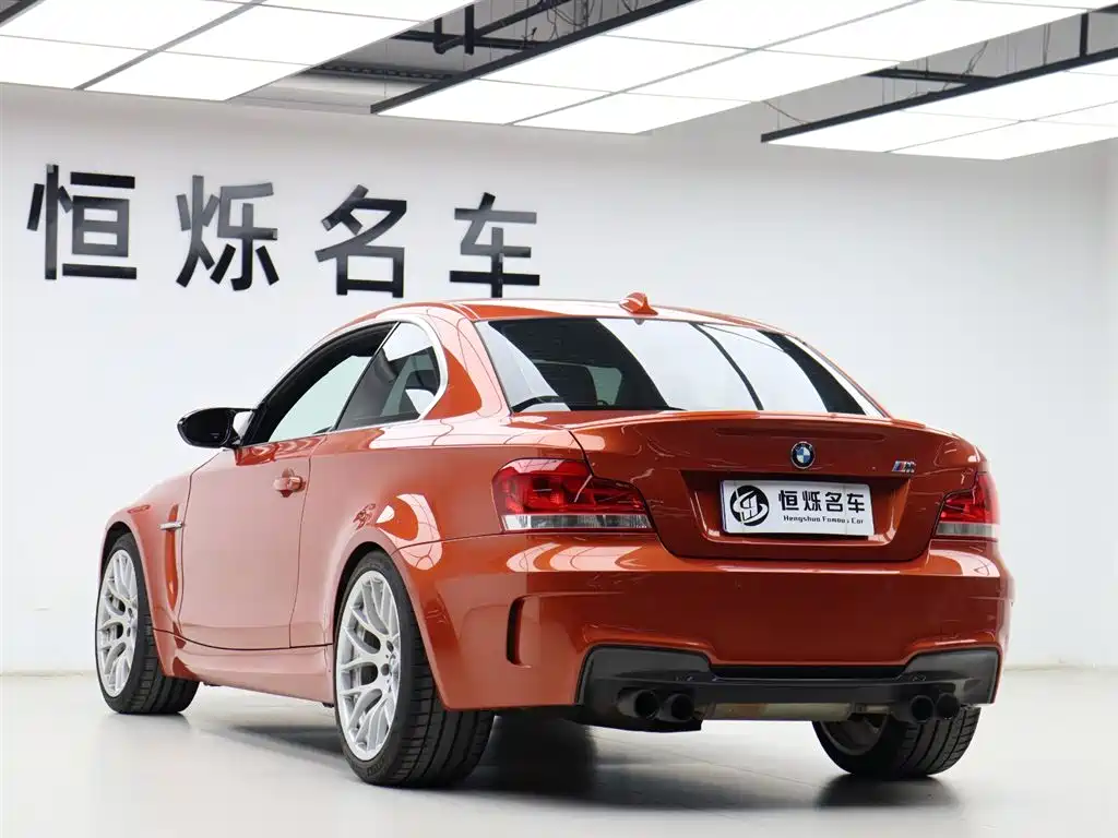 BMW 1 Series M 2012 — фото 22