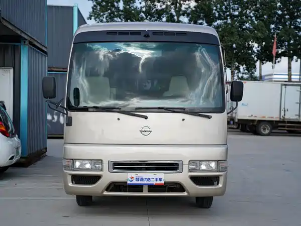 Nissan Bilian 2015