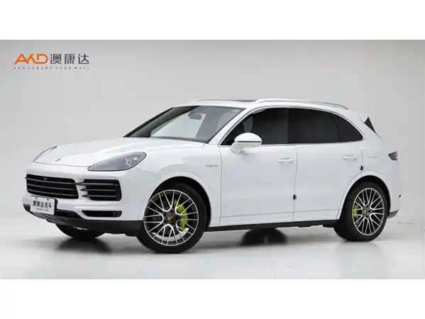Porsche Cayenne New Energy 2021