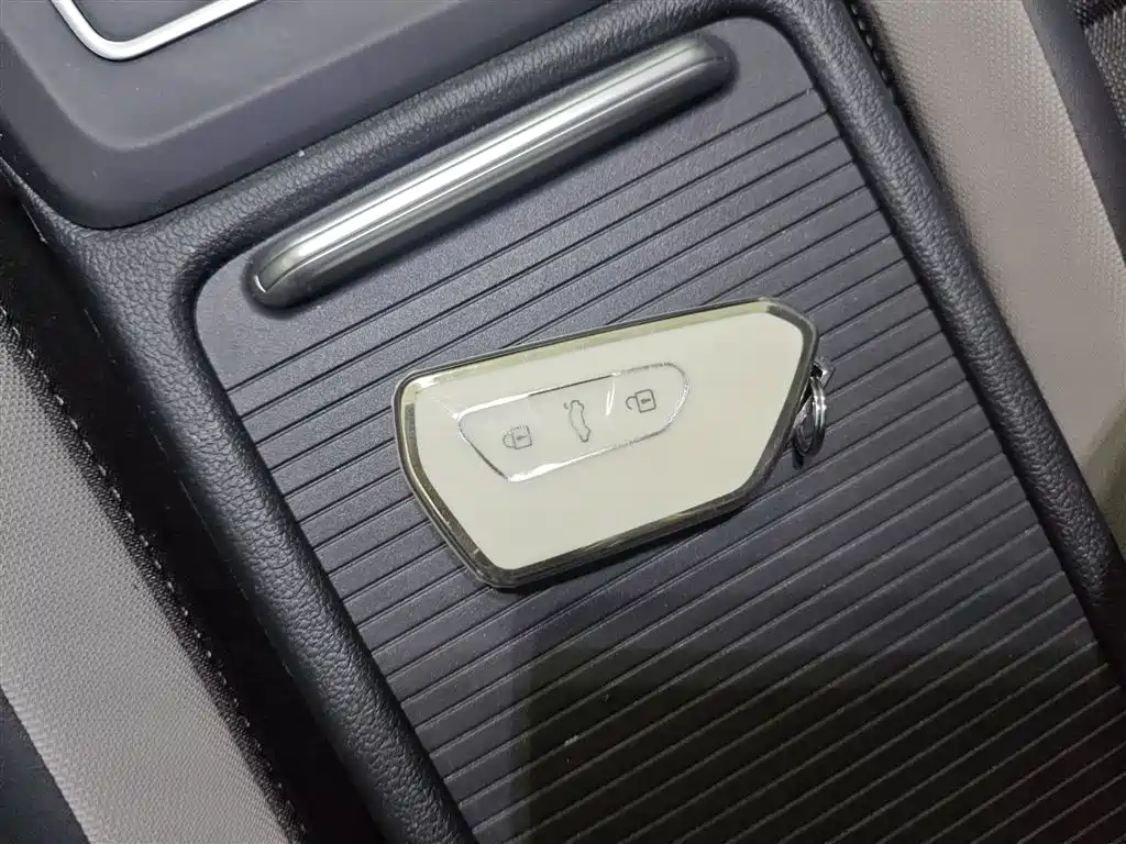 Volkswagen Golf 2022 — фото 9