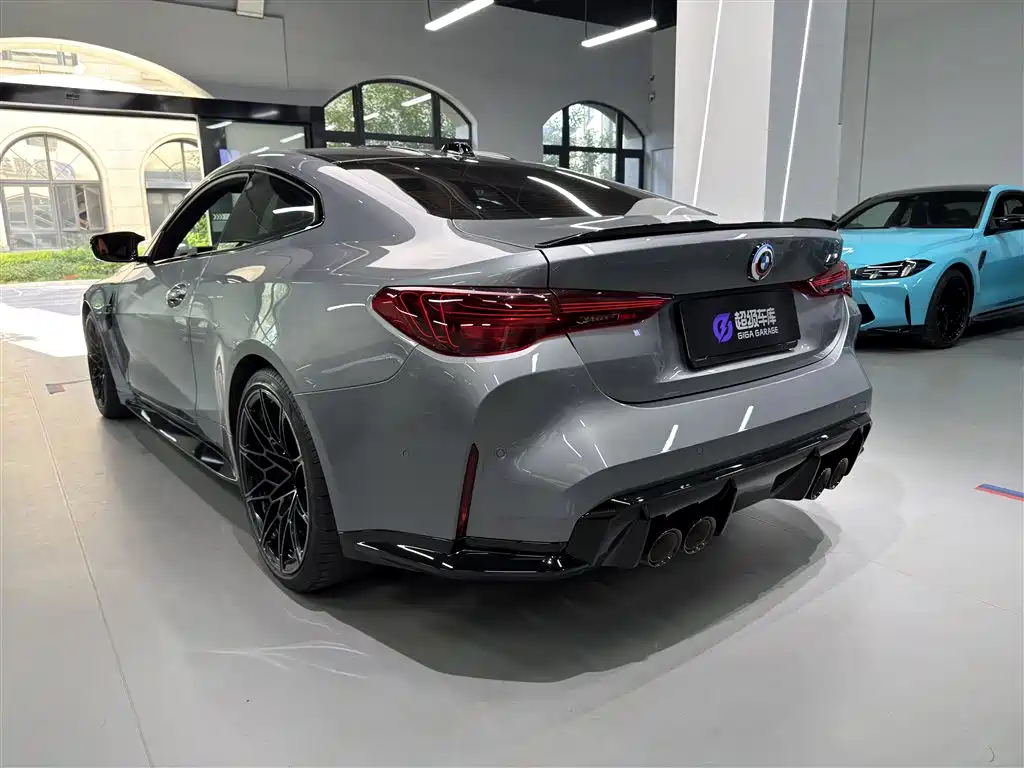 BMW M4 2024
