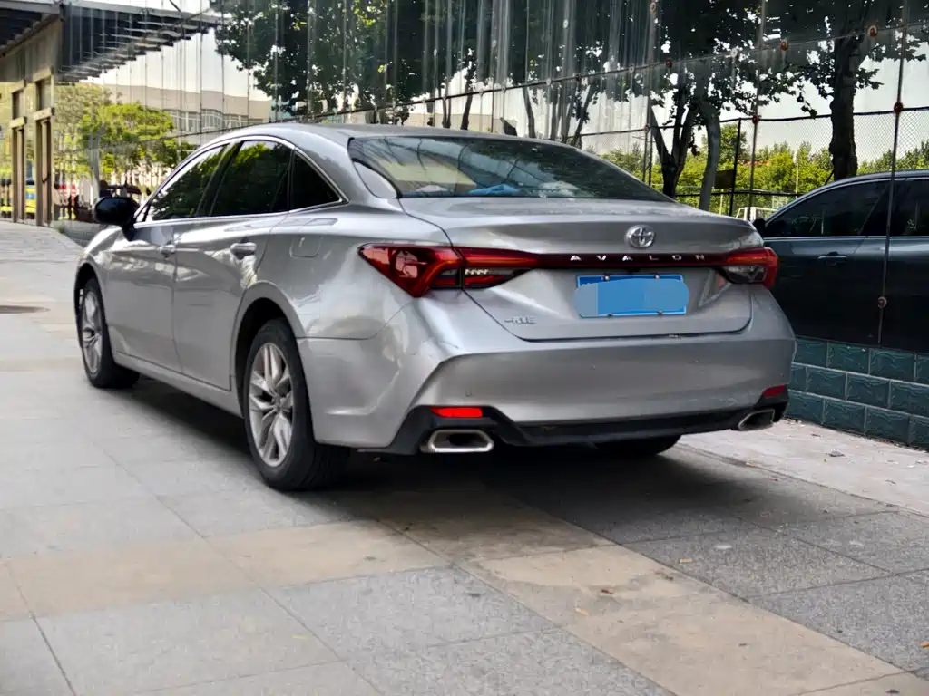 Toyota Avalon 2020