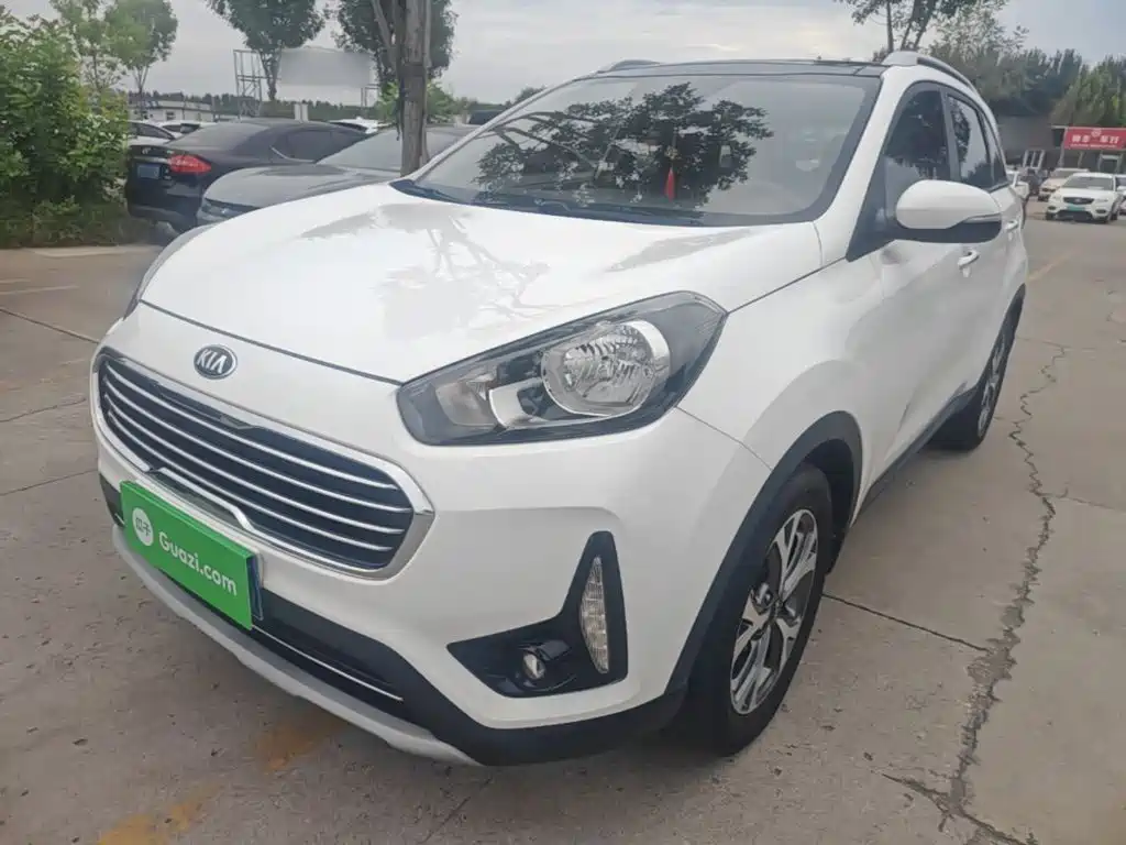 Kia KX3 2018 — фото 1