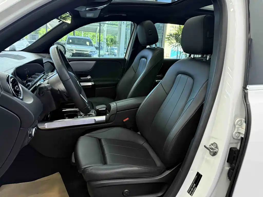 Mercedes-Benz GLB 2020 — фото 10