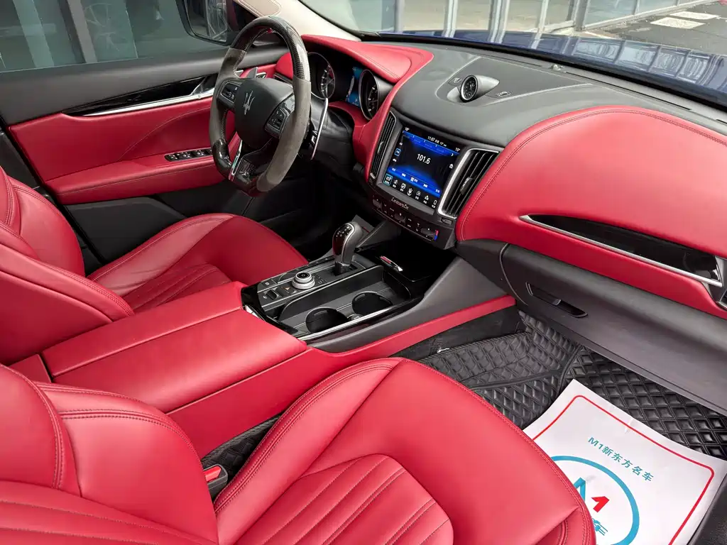 Maserati Levante 2018 — фото 13