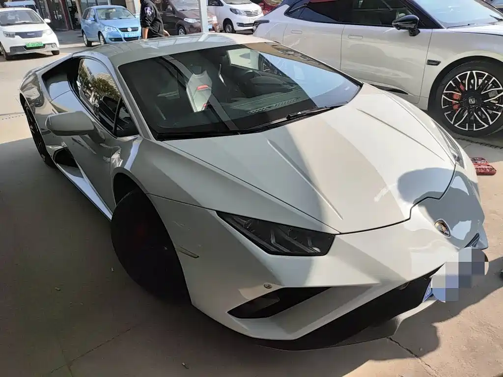 Lamborghini Huracan 2021 — фото 2