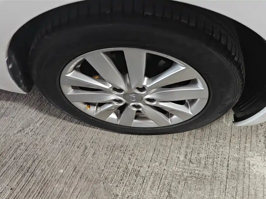Kia K3 2015