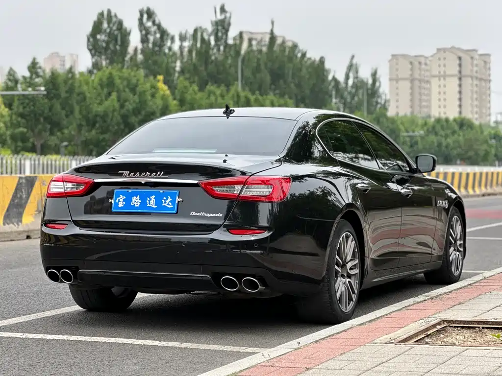 Maserati Quattroporte 2016 — фото 6