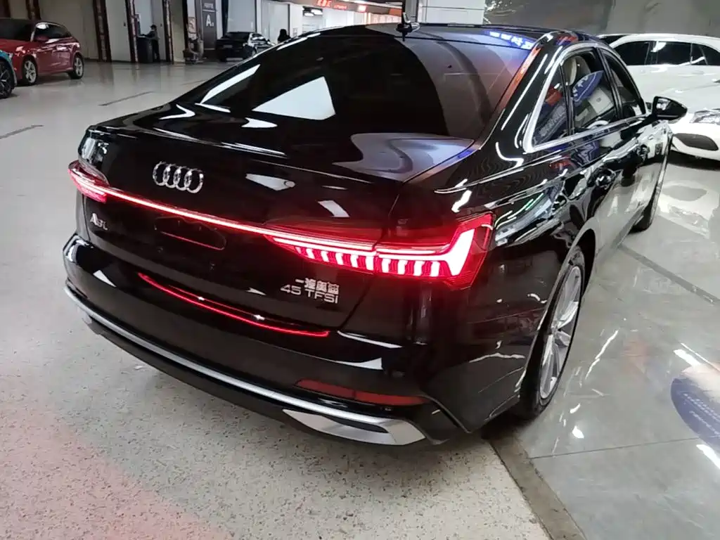 Audi A6L 2023 — фото 7