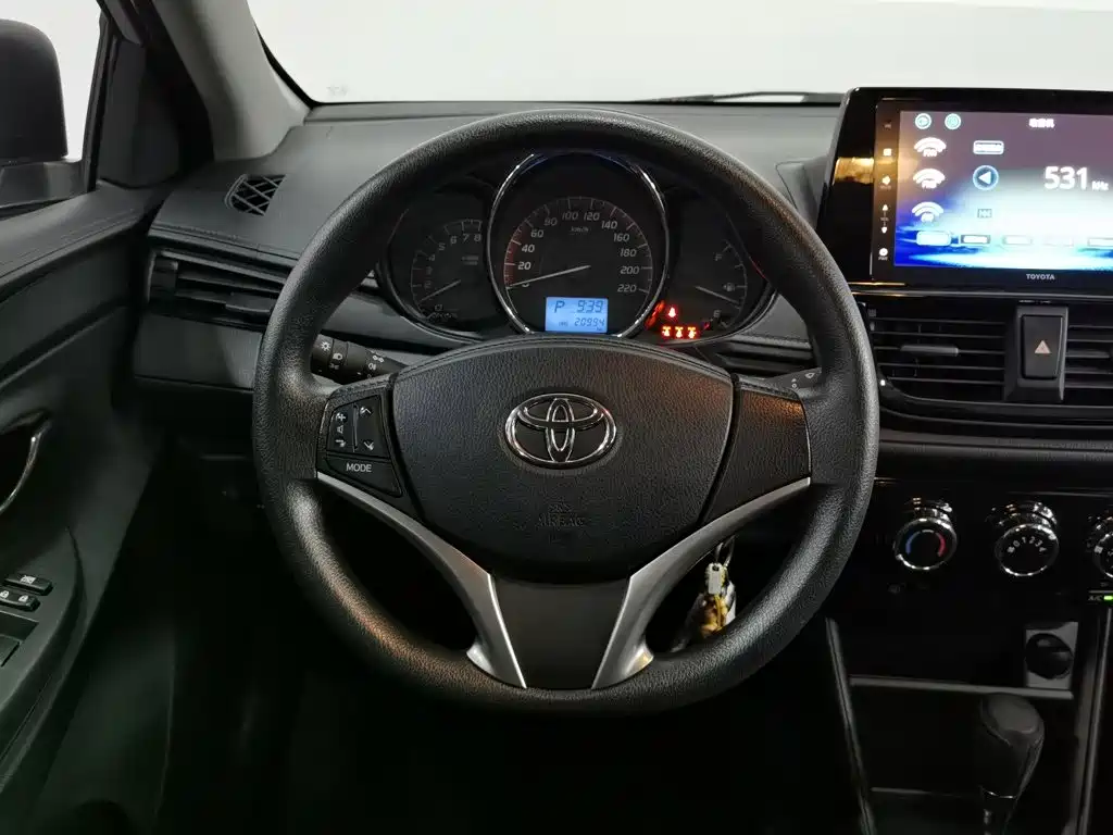 Toyota Vios 2021 — фото 11