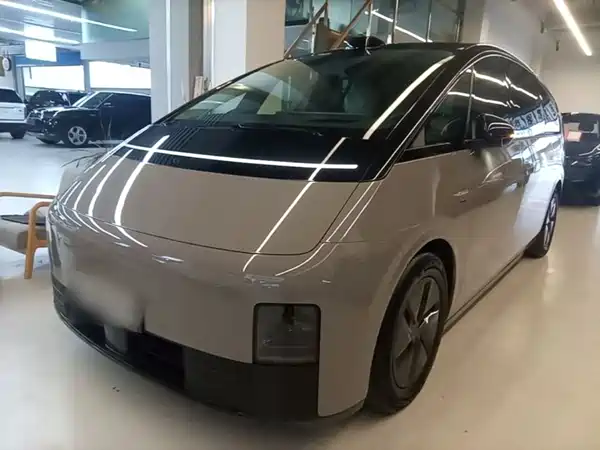 Li Auto MEGA 2024