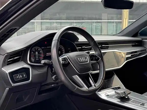 Audi A6L 2023