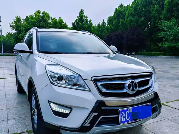 BAIC Shenbao X65 2015