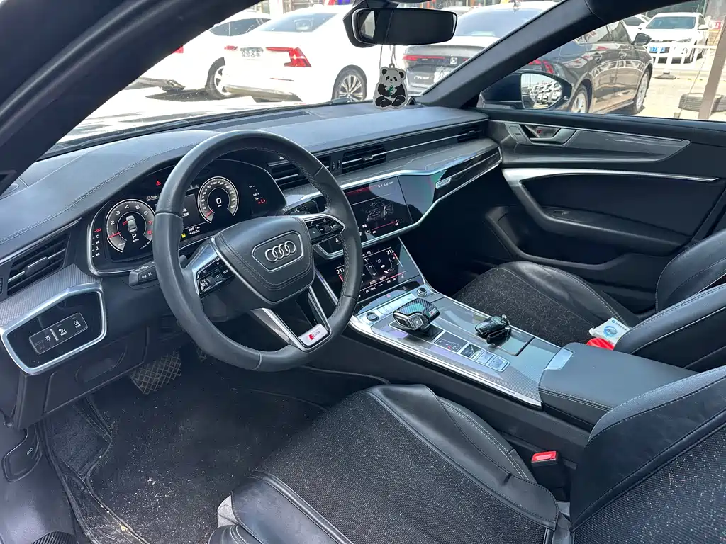 Audi A6L 2023 — фото 10