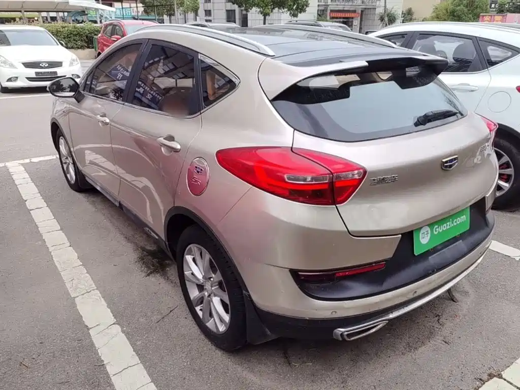 Geely Emgrand GS 2016 — фото 5