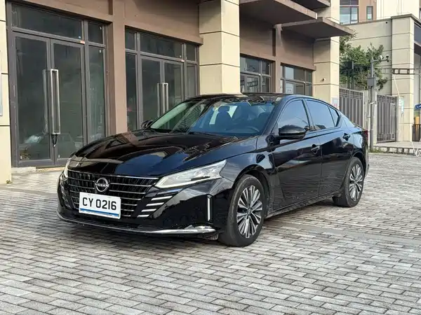 Nissan Teana 2024