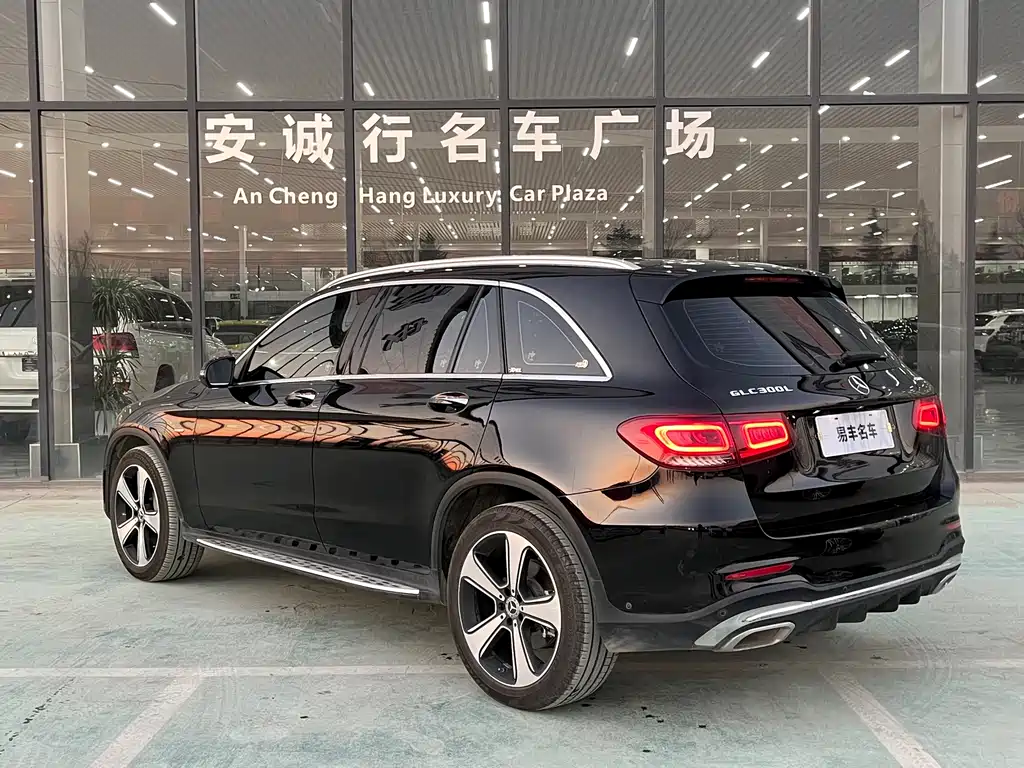 Mercedes-Benz GLC 2022 — фото 18
