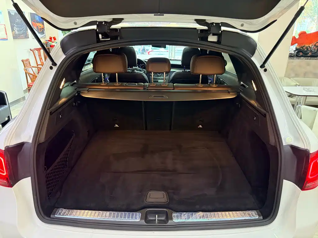 Mercedes-Benz GLC 2020 — фото 19