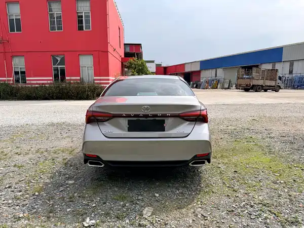 Toyota Avalon 2019