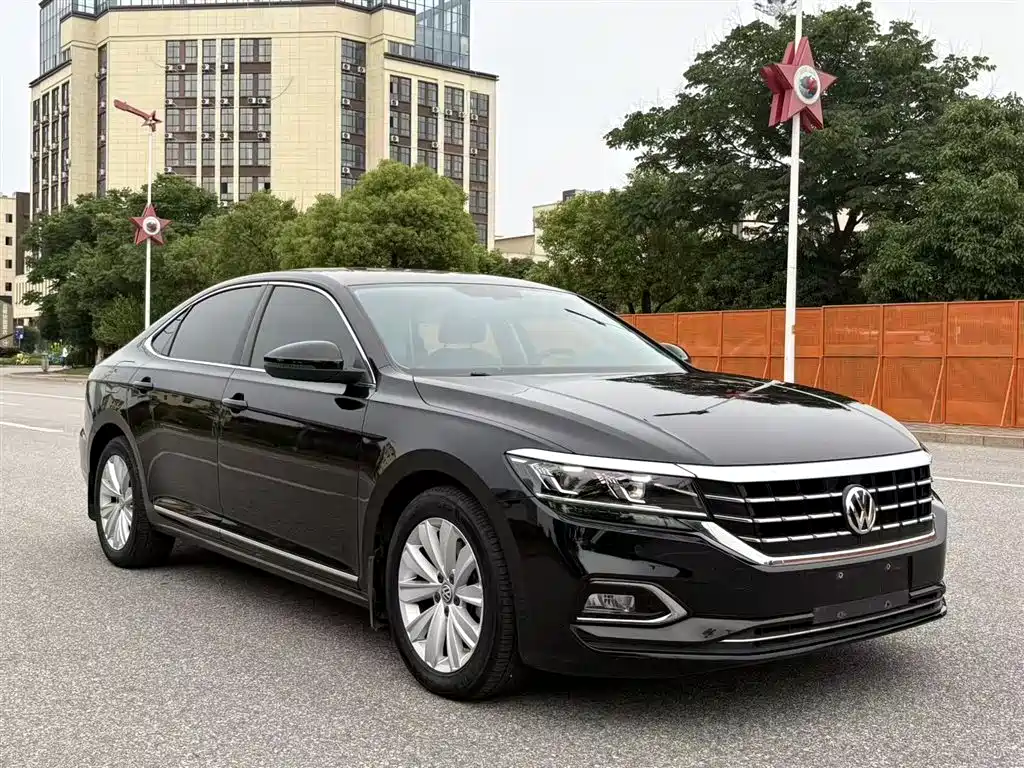 Volkswagen Passat 2019 — фото 4