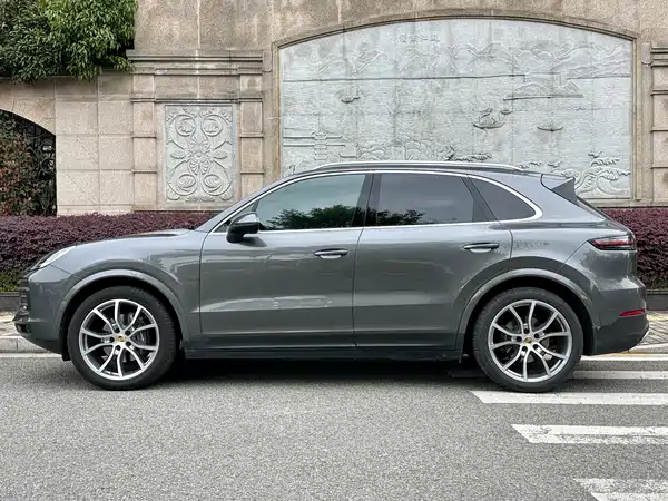 Porsche Cayenne 2019