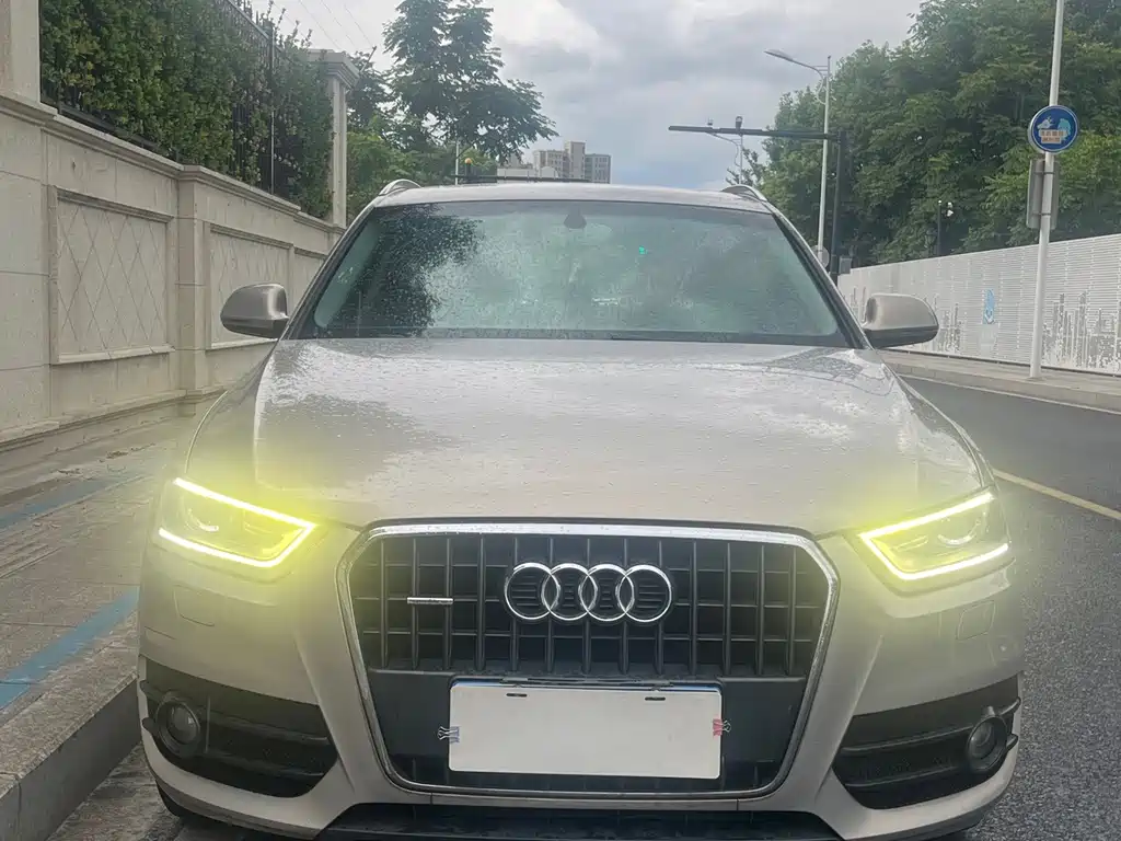 Audi Q3 2013